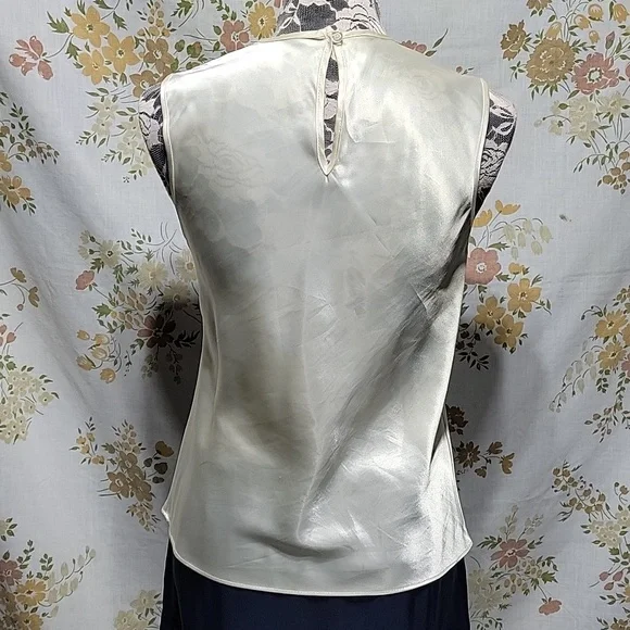 Vtg. 3 pc double breasted pinstripe suit - Picture 7 of 12